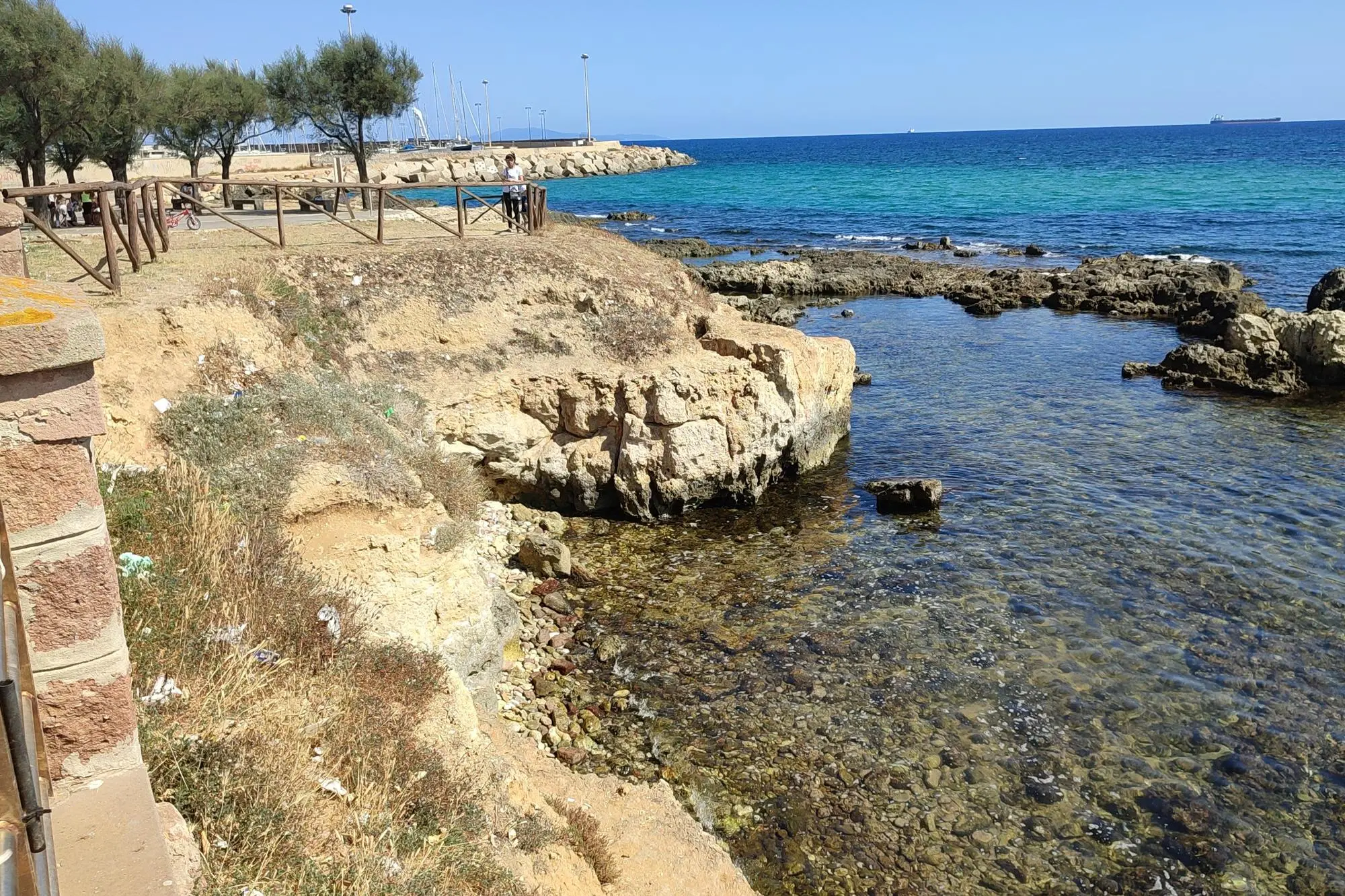 Il tratto di litorale tra lo Scoglio Lungo e La Renaredda (foto Tellini)