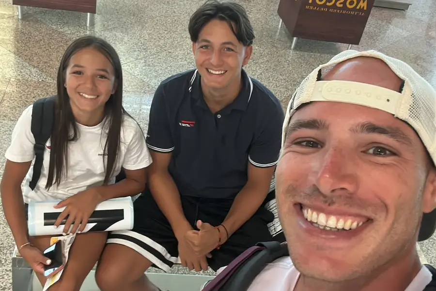 Alessandra e Kristian Porcu ieri insieme all'istruttore Luca Pirina