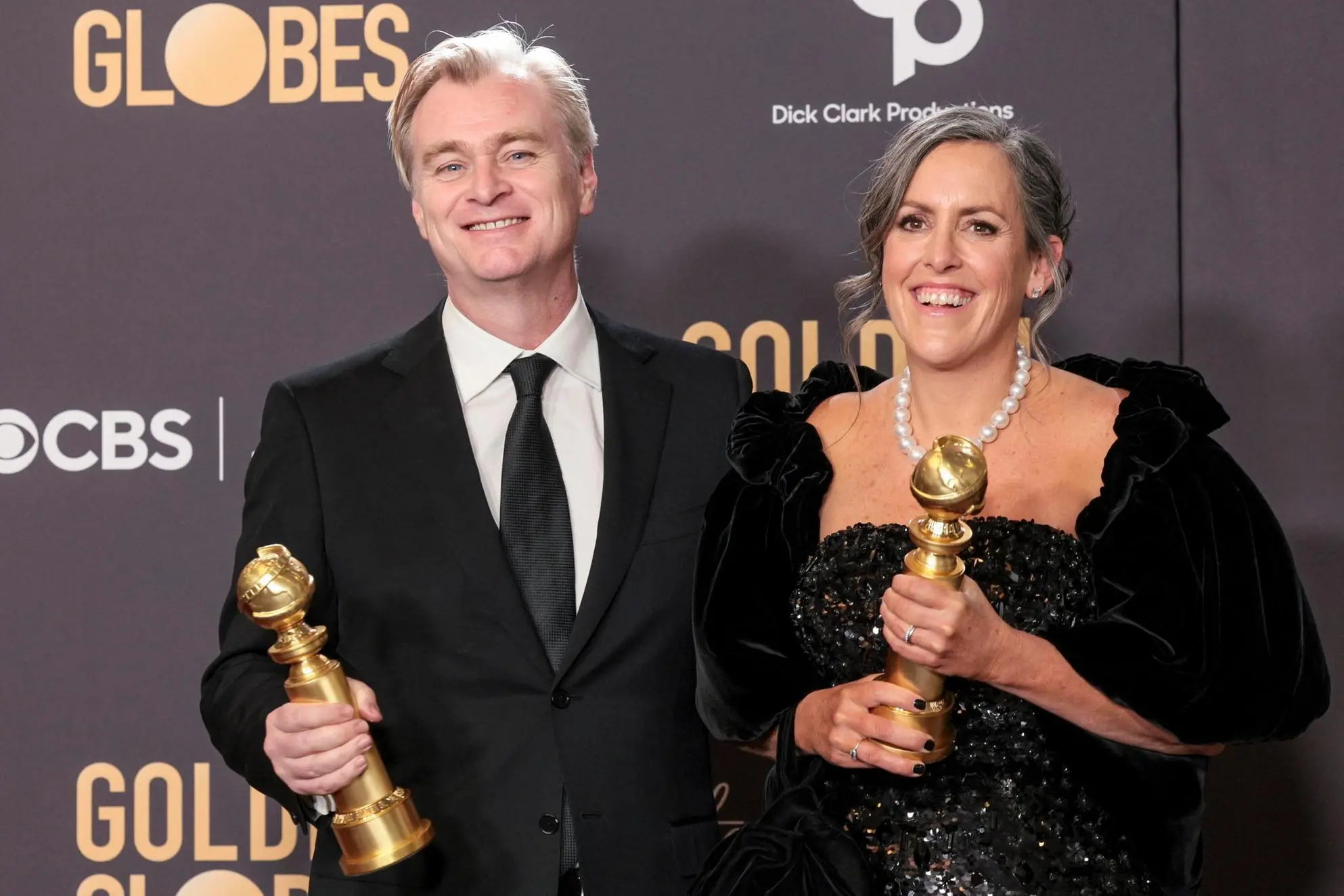 Il regista Christopher Nolan e la produttrice Emma Thomas (foto Ansa/Epa)