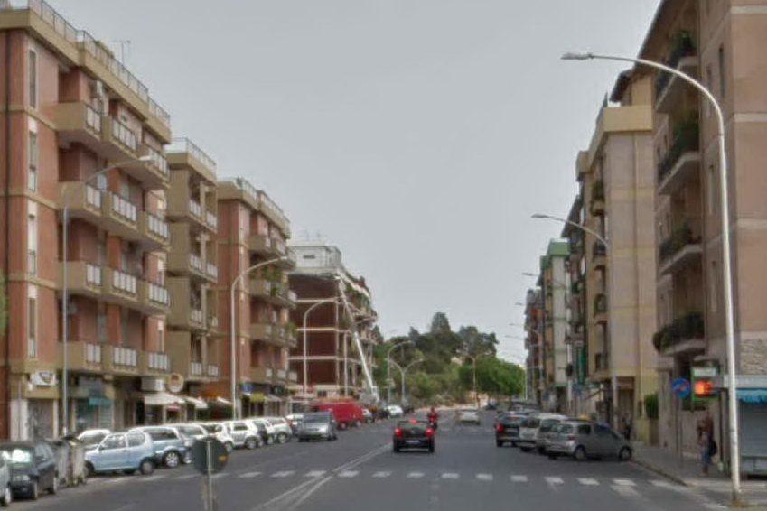Lite per una donna finisce in rissa: Cagliari, paura in via Campania