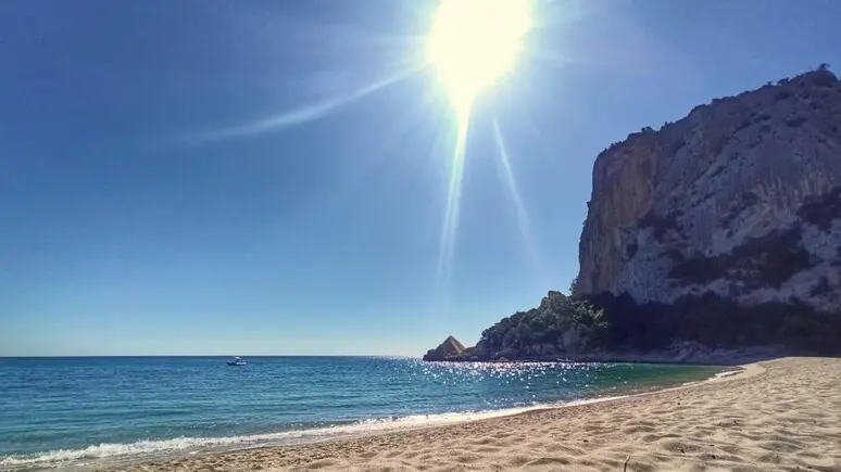 https://immagini.unionesarda.it/version/c:ZGI0OTE3NDgtMzQ4YS00:OWFkY2IwZTEtYWIwNi00/image.webp?f=16:9