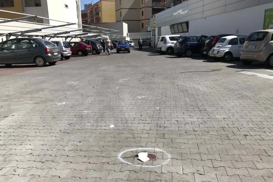 Il parcheggio dove è avvenuto l'incidente (Calvi)