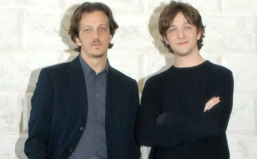 Gabriele e Silvio Muccino sul set di &quot;Ricordati di me&quot;, nel 2003