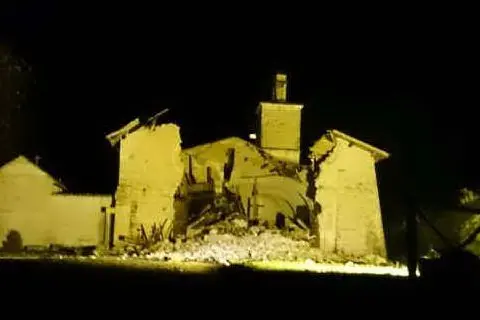 La chiesa crollata a Norcia