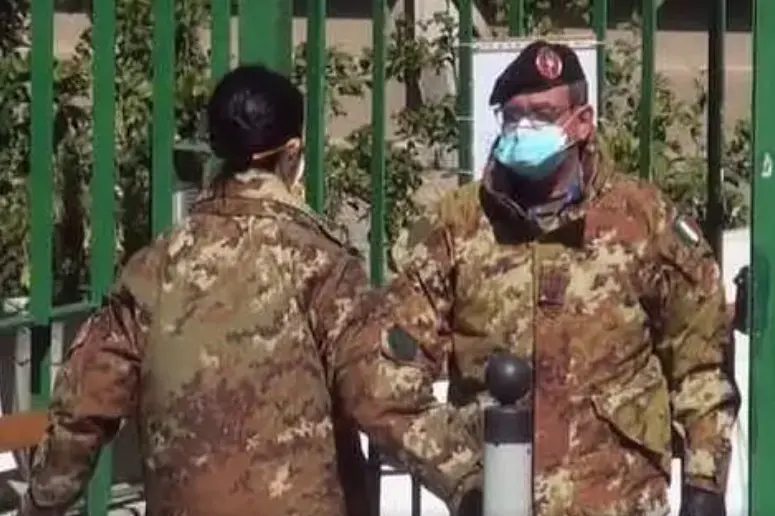 Militari a Casa Serena durante il Covid (Archivio)