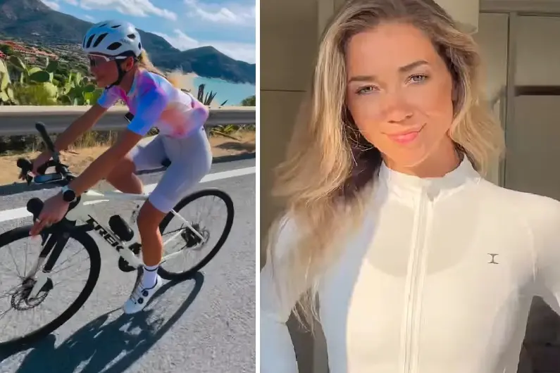 Irina Krupovich in bici in Sardegna