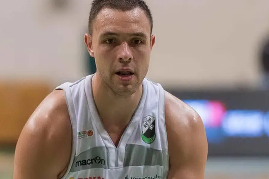 Jonathan Tavernari