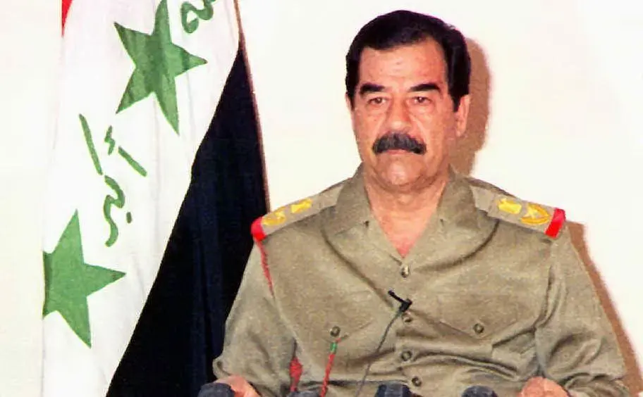 Secondo quanto ha dimostrato l'accusa, per rappresaglia in seguito ad un fallito attentato del 1982 contro l'allora presidente Saddam Hussein