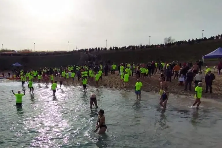 Il Tuffo di Capodanno 2023 (foto Pala)