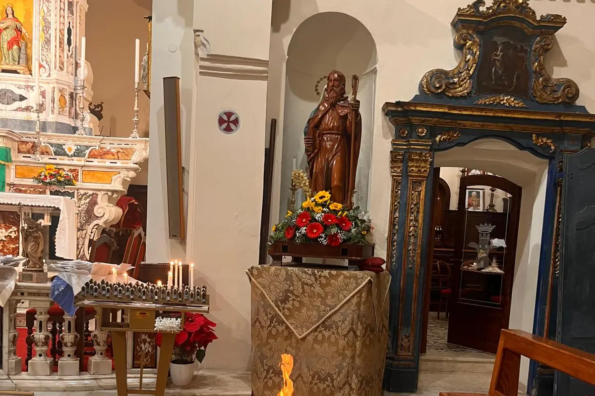 La statua di Sant'Antonio in Parrocchia