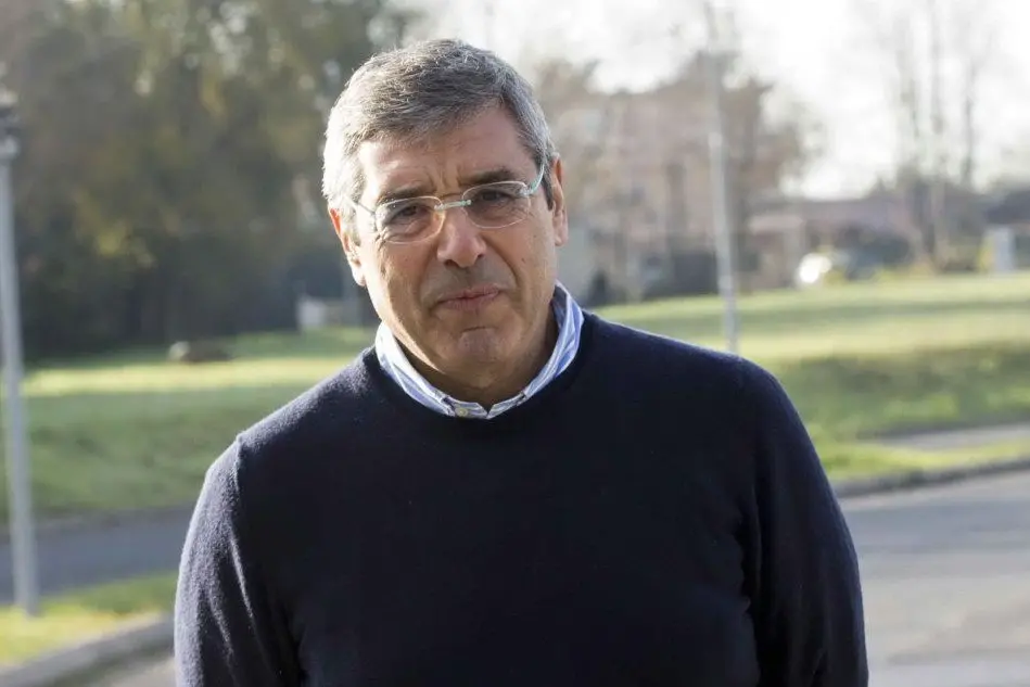 L'ex governatore siciliano Salvatore Cuffaro (Ansa)