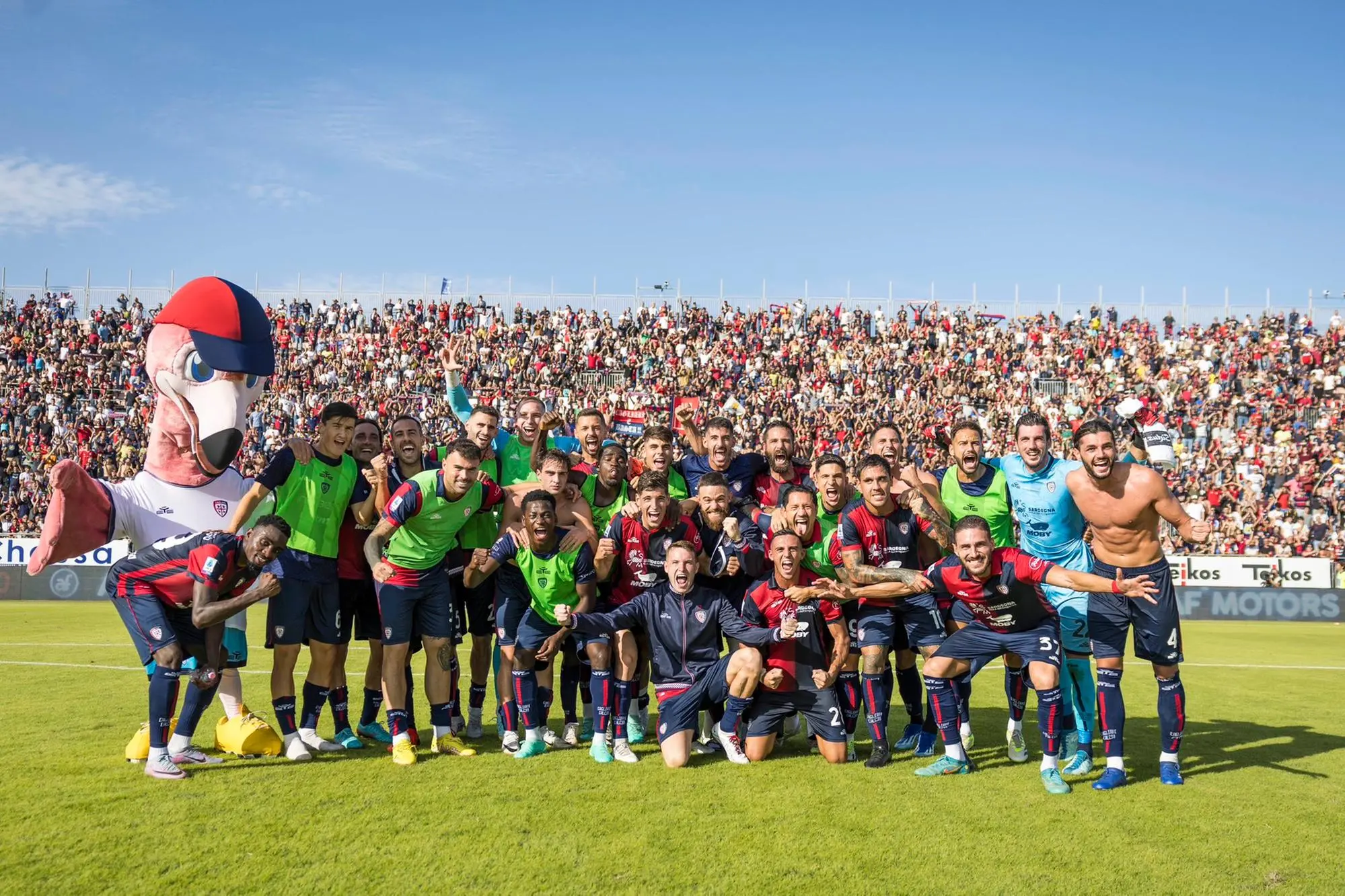 La gioia dopo la rimonta (Foto Cagliari Calcio)