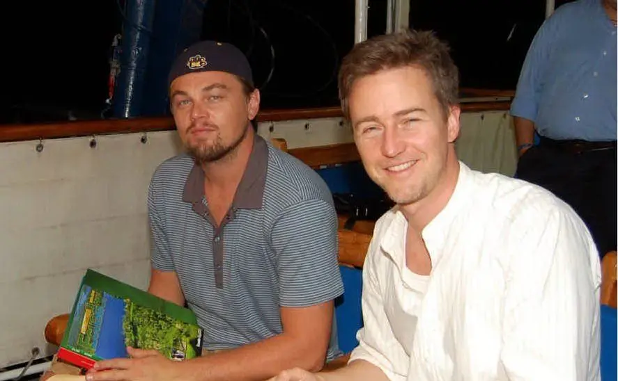 Alle Galapagos con l'amico Leonardo Di Caprio (Ansa)