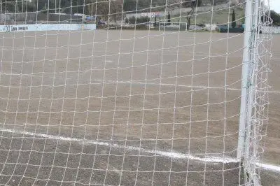 Un campo di calcio