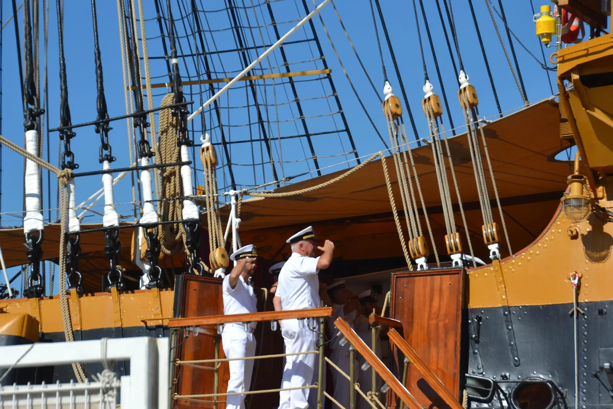 La Nave Vespucci, al molo Ichnusa al suo rientro in Italia dopo il Tour in nord America (Ansa)