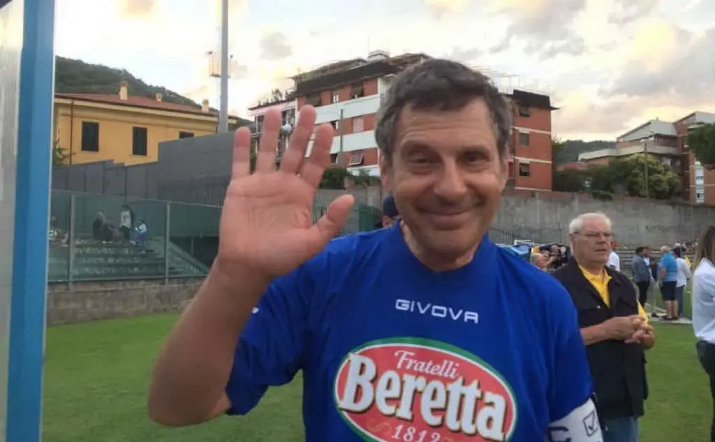 Alla partita del cuore (le foto sono Wikipedia, Unione Sarda e Rai)