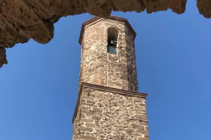 Il campanile della chiesa Sant'Antonio Abate (foto concessa)