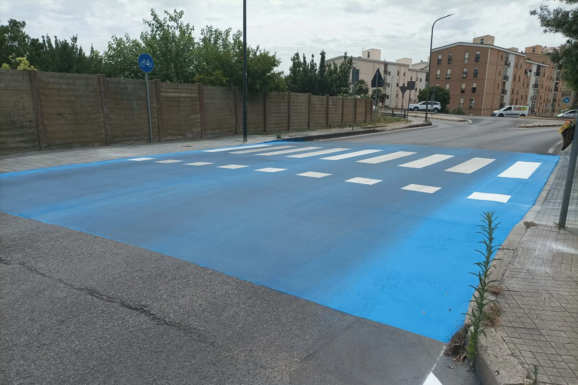 Sassari, strisce pedonali in via Cilea