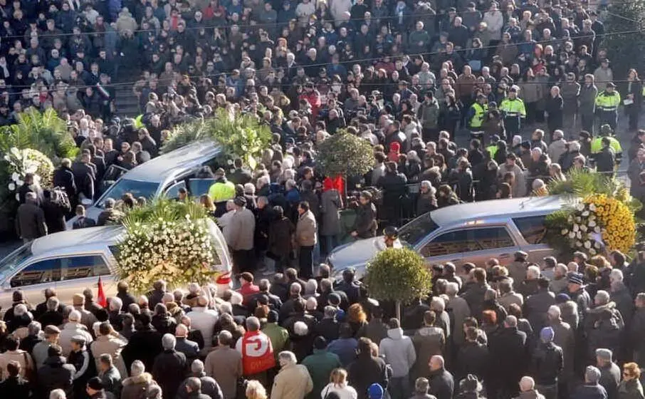 I funerali delle vittime (Archivio L'Unione Sarda)