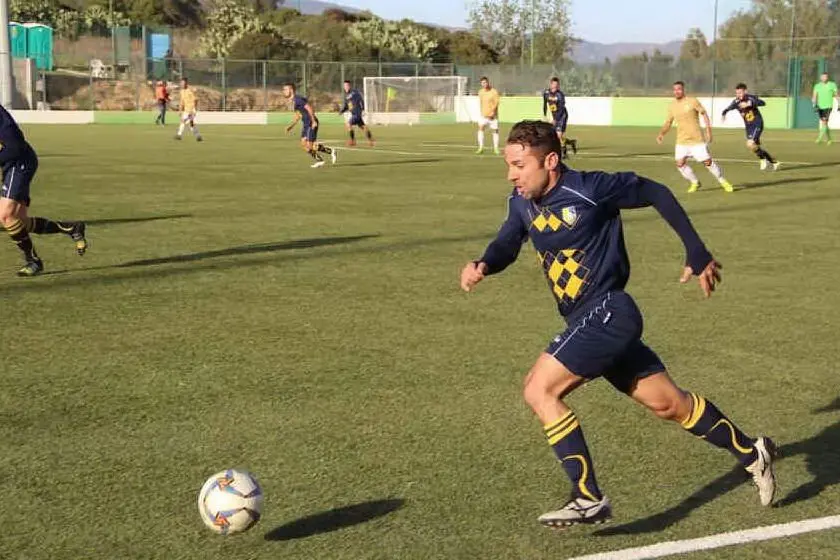 Mirko Onano, centrocampista del Villasimius (foto Andrea Serreli)