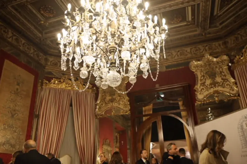 Premio Bancor 2025 conferito a Mario Draghi per l'economia