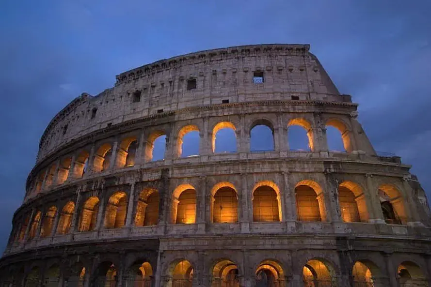 Il Colosseo (foto Pixabay)
