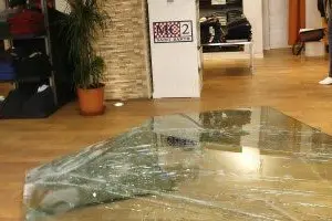 Il negozio dove è avvenuto il furto