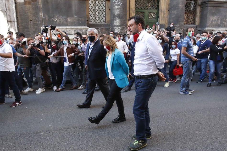 Antonio Tajani, Giorgia Meloni e Matteo Salvini a Roma (Ansa)