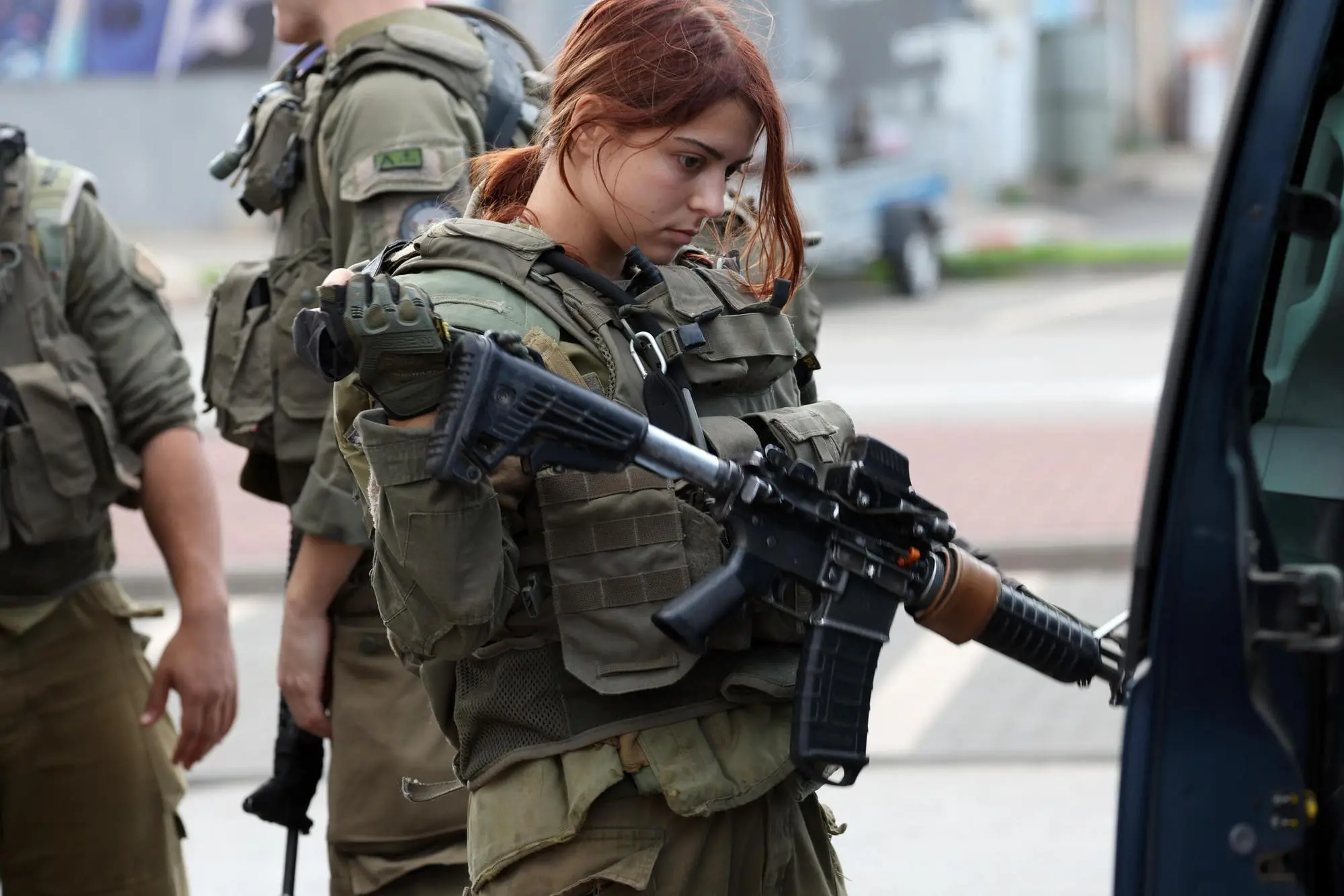 Una soldatessa israeliana (Ansa-Epa)