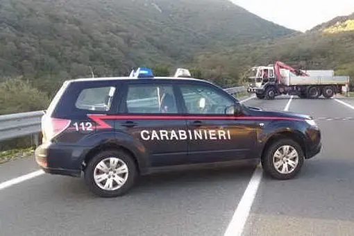 I carabinieri sul luogo della tentata rapina