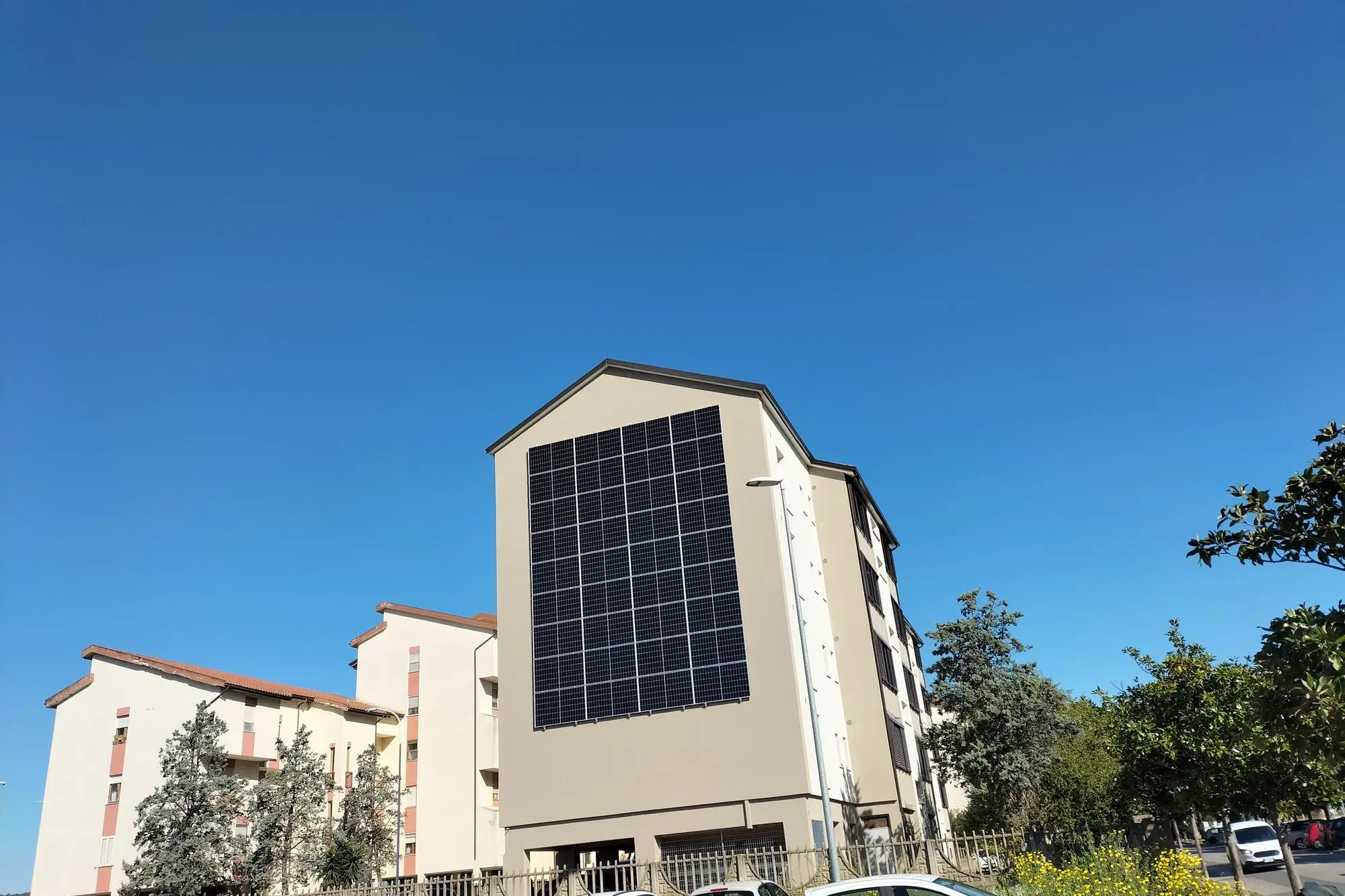 Un nuovo impianto fotovoltaico a Carbonia (foto Scano)