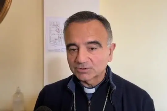 Cortei, mons. Castellucci:condannare violenza ma ascoltare giovani