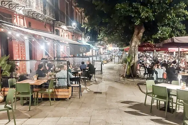 Piazza Yenne (foto Archivio)