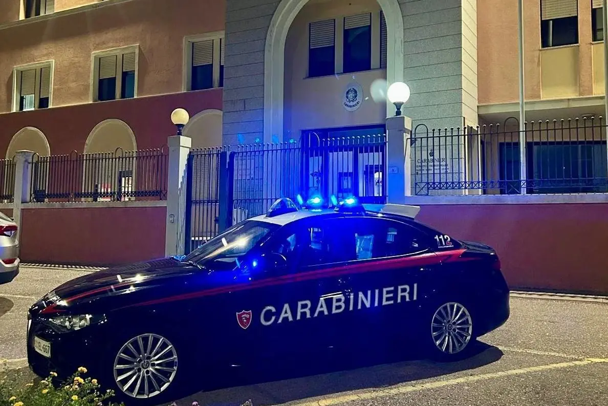(foto carabinieri)