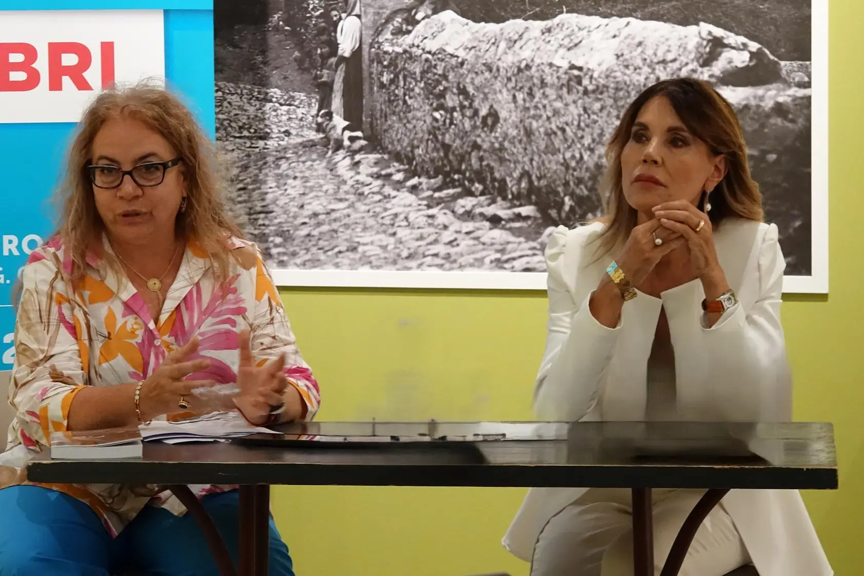 Simonetta Castia, Aes, e Angela Guiso (G. Locci)