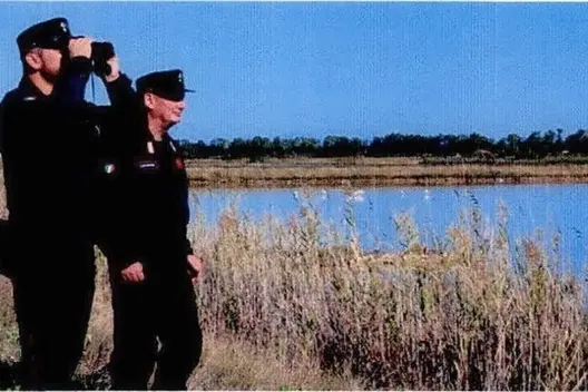 Due carabinieri del Cites (Ansa)