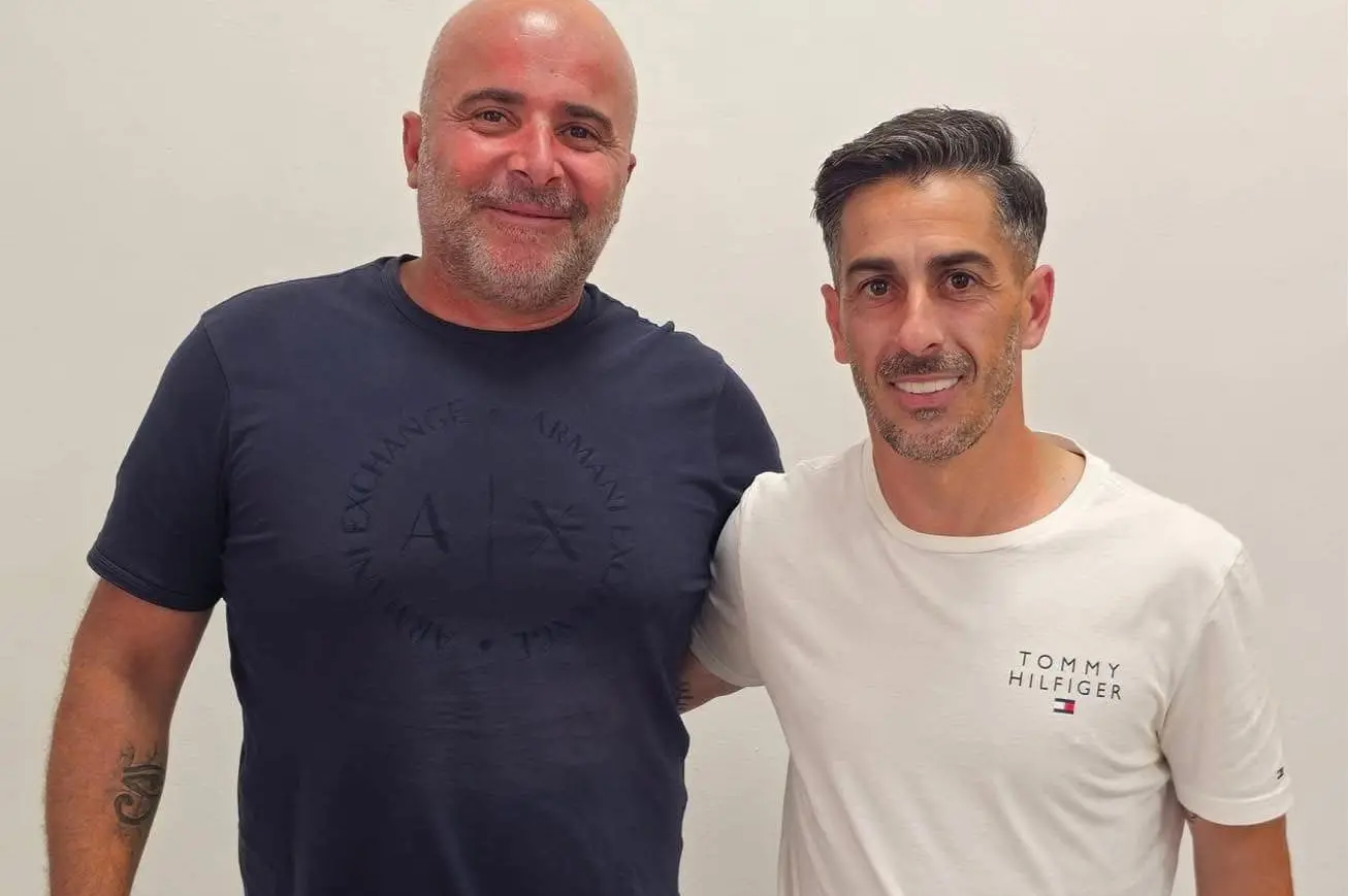 L'allenatore Pulina con un dirigente del Bonorva