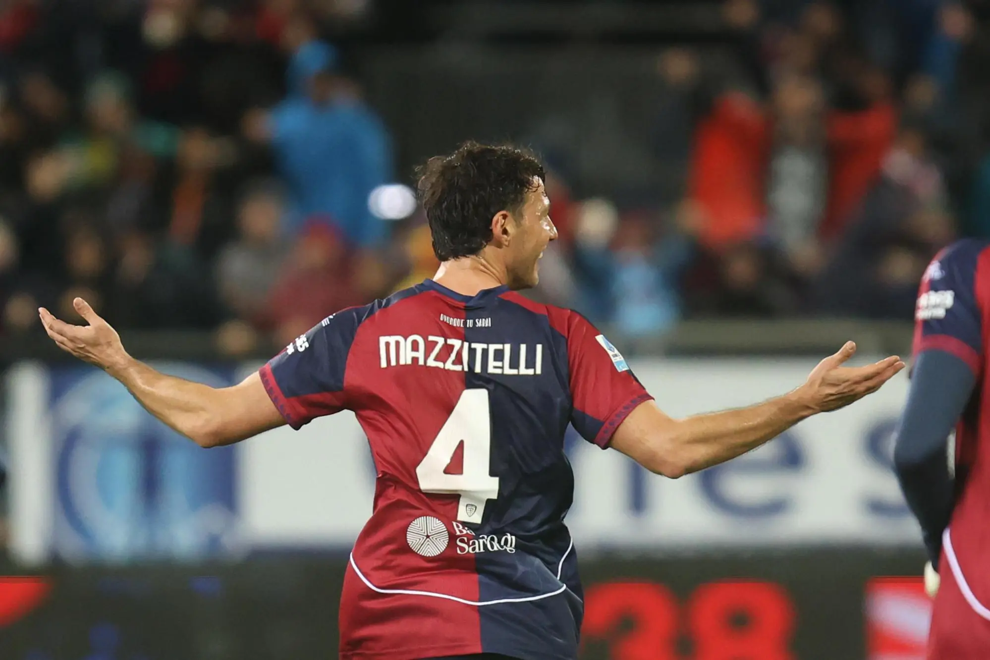Luca Mazzitelli esulta per il gol che ha deciso Cagliari-Juventus (foto Ansa)