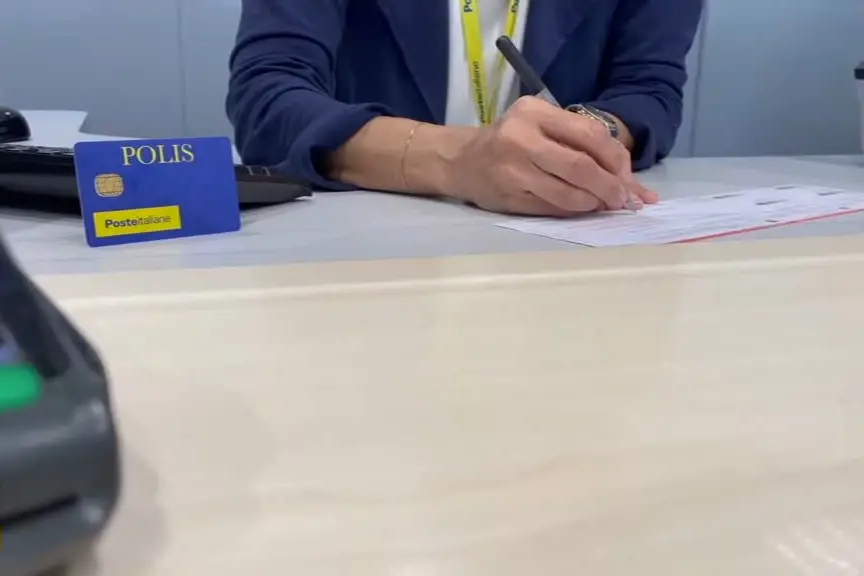 Poste Italiane, passaporti da record