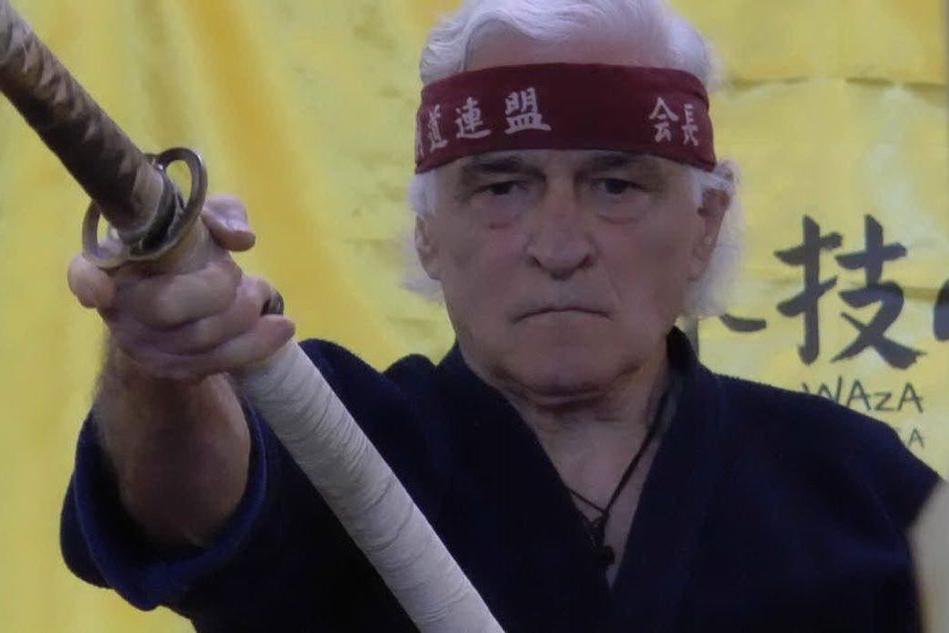 Sennori, un'esibizione di Tai Ji Quan e spade giapponesi per avvicinare Oriente e Occidente