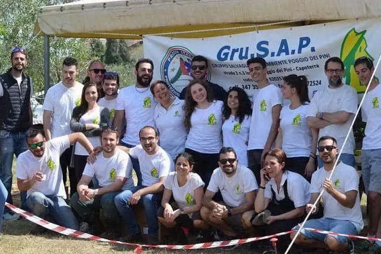 I volontari del Grusap (foto L'Unione Sarda - Murgana)