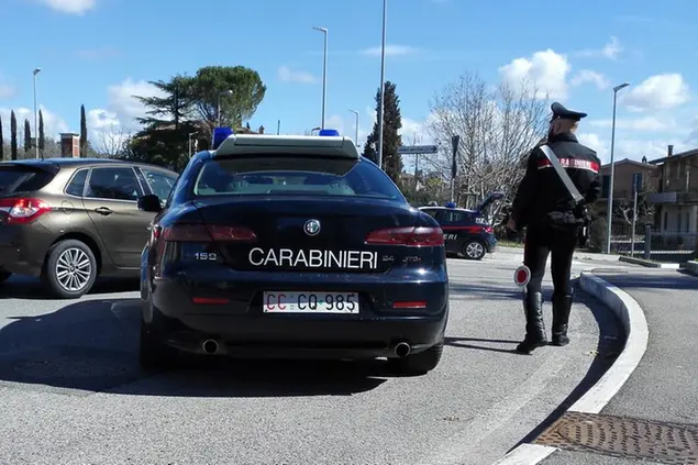 (foto carabinieri)