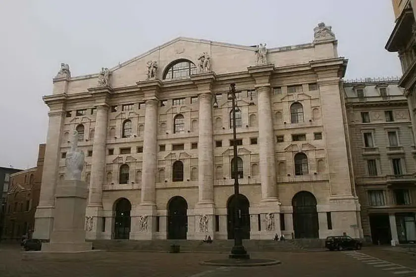 Piazza Affari (Wikipedia)