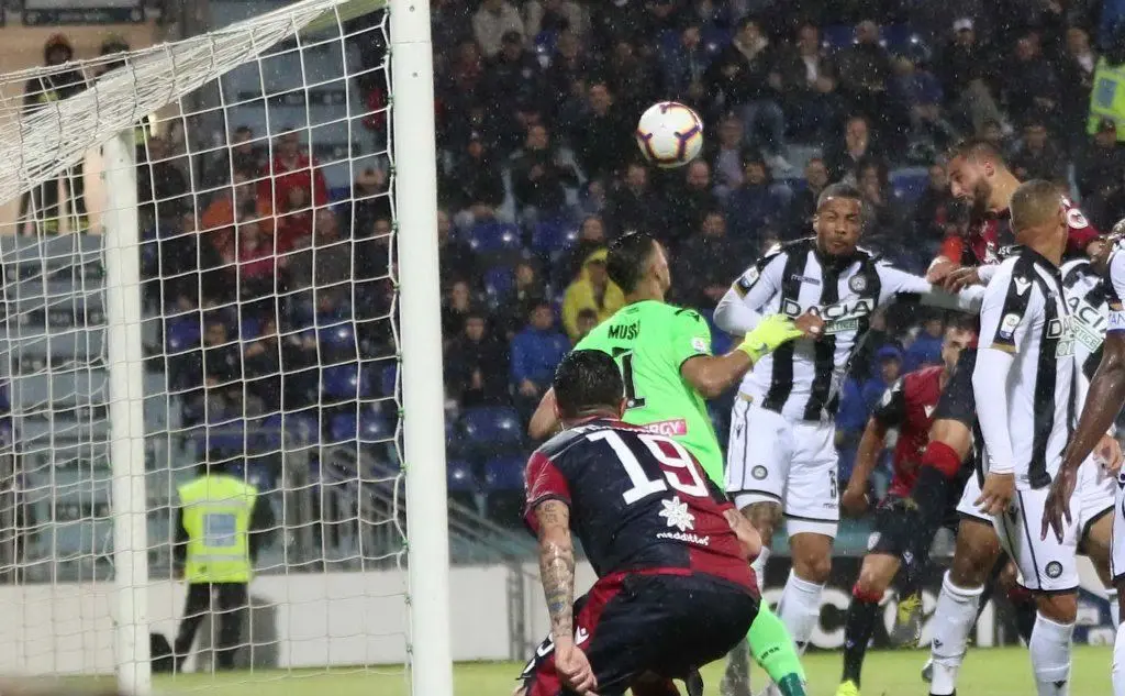 Il gol di Pavoletti (Ansa)