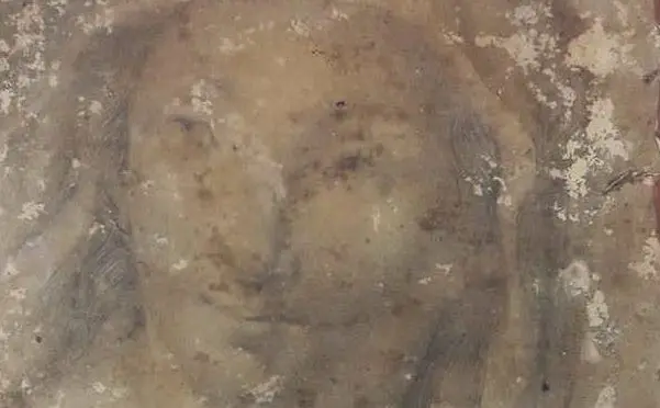 Il volto della Vergine Maria della falsa opera di Michelangelo (foto carabinieri)