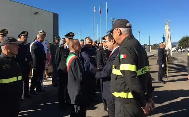 Abbasanta, il sottosegretario Candiani all'inaugurazione della sede dei Vigili del fuoco