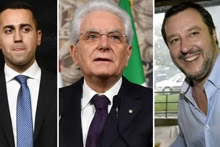 Sergio Mattarella tra Luigi Di Maio (a sinistra) e Matteo Salvini