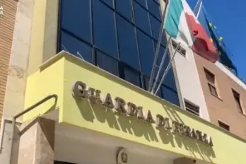 Cagliari, i finanzieri donano il sangue