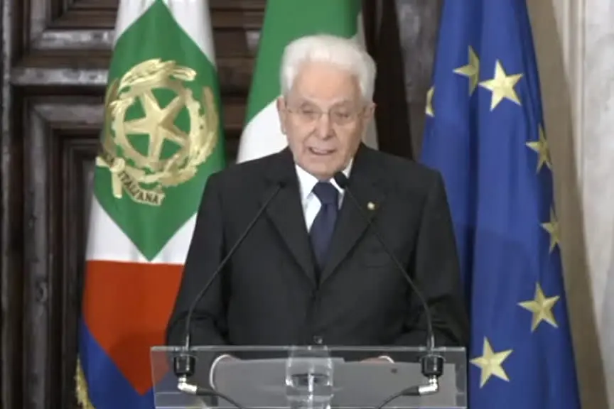 Mattarella: Ue e Italia stanno con popolo ucraino per una pace equa