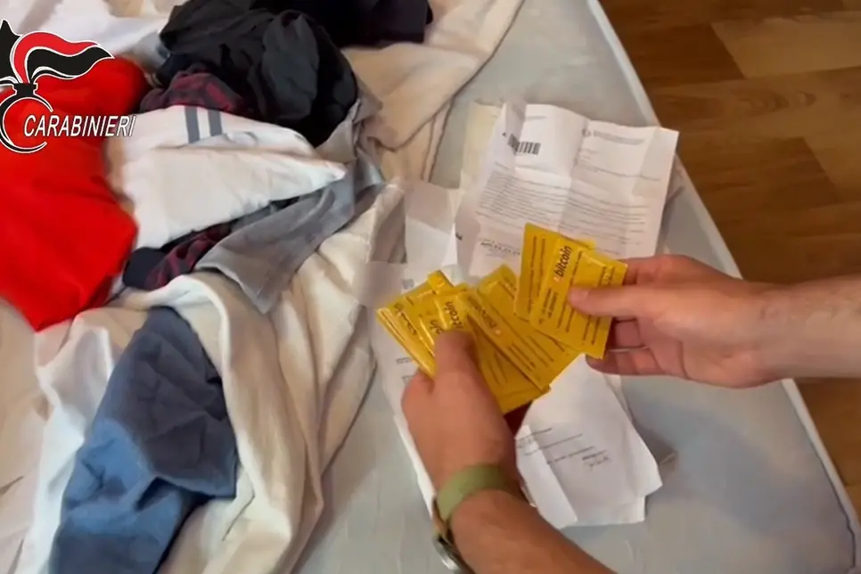 La perquisizione dei carabinieri